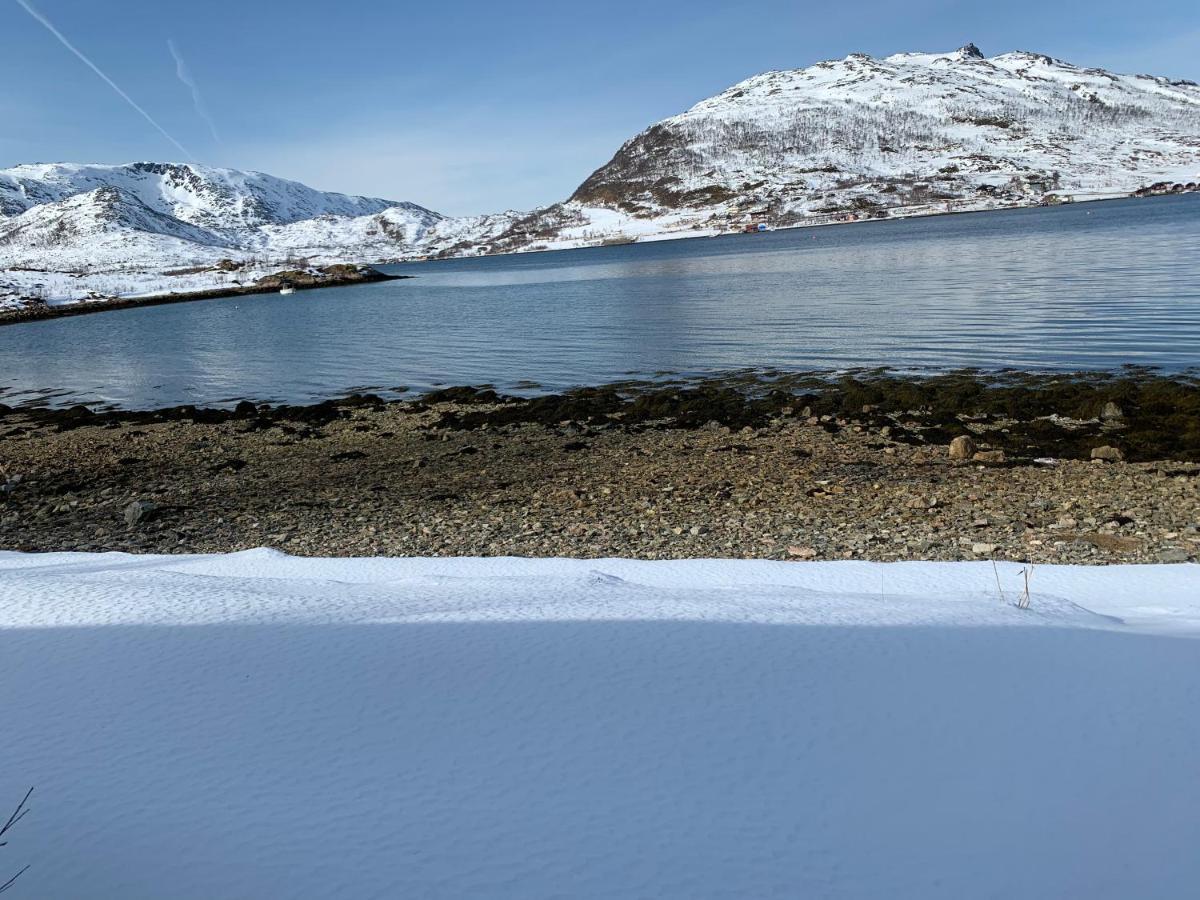 Kvaloya Apartment By The Sea Tromso Exterior photo